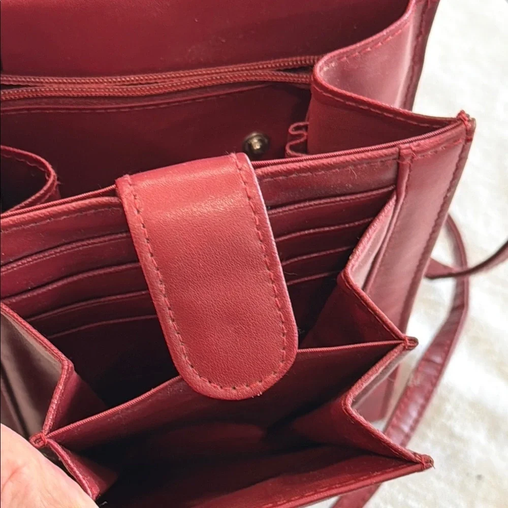 Buxton chic crossbody